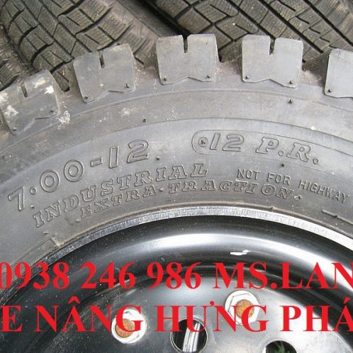 vỏ đặc xe nâng dầu