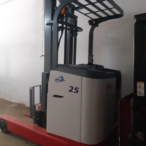 XE NÂNG ĐIỆN NICHIYU 2.5 TẤN, KHUNG 4M