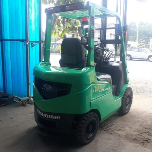 XE NÂNG DẦU MITSUBISHI 1,5 TẤN, KHUNG 3M