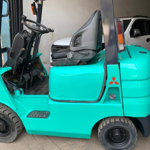 Xe nâng điện ngồi lái