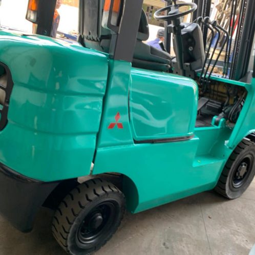 Xe nâng điện ngồi lái