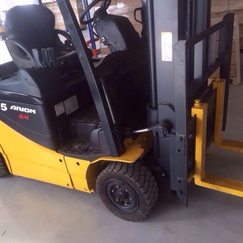 XE NÂNG ĐIỆN KOMATSU 1.5 TẤN, KHUNG 4.0 MÉT