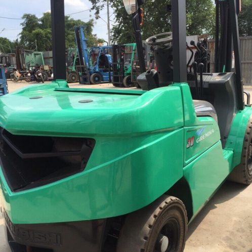 XE NÂNG DẦU MITSUBISHI 3.0 TẤN, KHUNG 3.0 MÉT