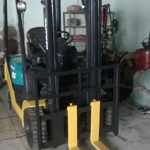 XE DẦU KOMATSU 1.5TẤN, KHUNG 3M