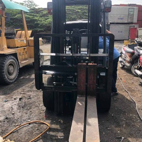 Xe nâng dầu toyota