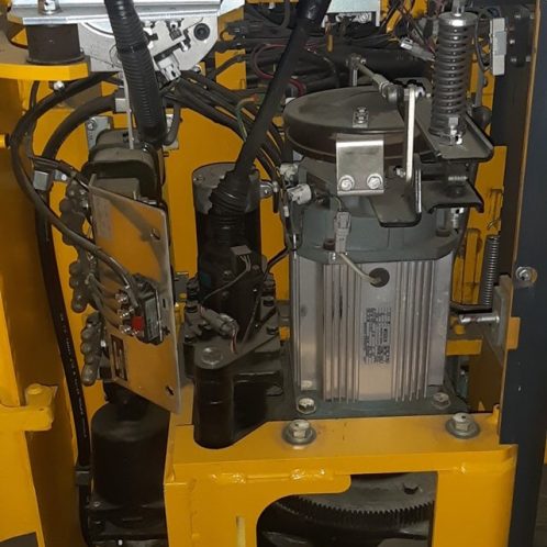 XE ĐIỆN KOMATSU 1.5 TẤN , KHUNG 3 MÉT