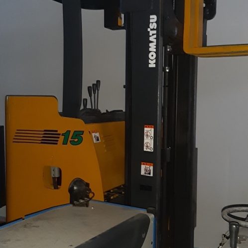 XE NÂNG ĐIỆN KOMATSU 1.5 TẤN , KHUNG 4 MÉT