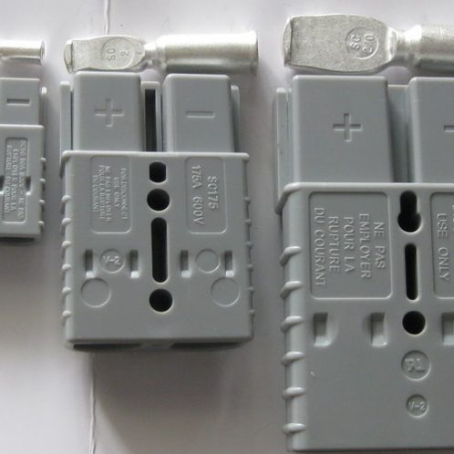 GIẮC CẮM SẠC XE NÂNG ĐIỆN