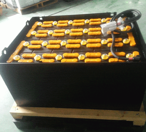 BÌNH ẮC QUY XE NÂNG