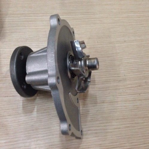 BƠM NƯỚC XE NÂNG