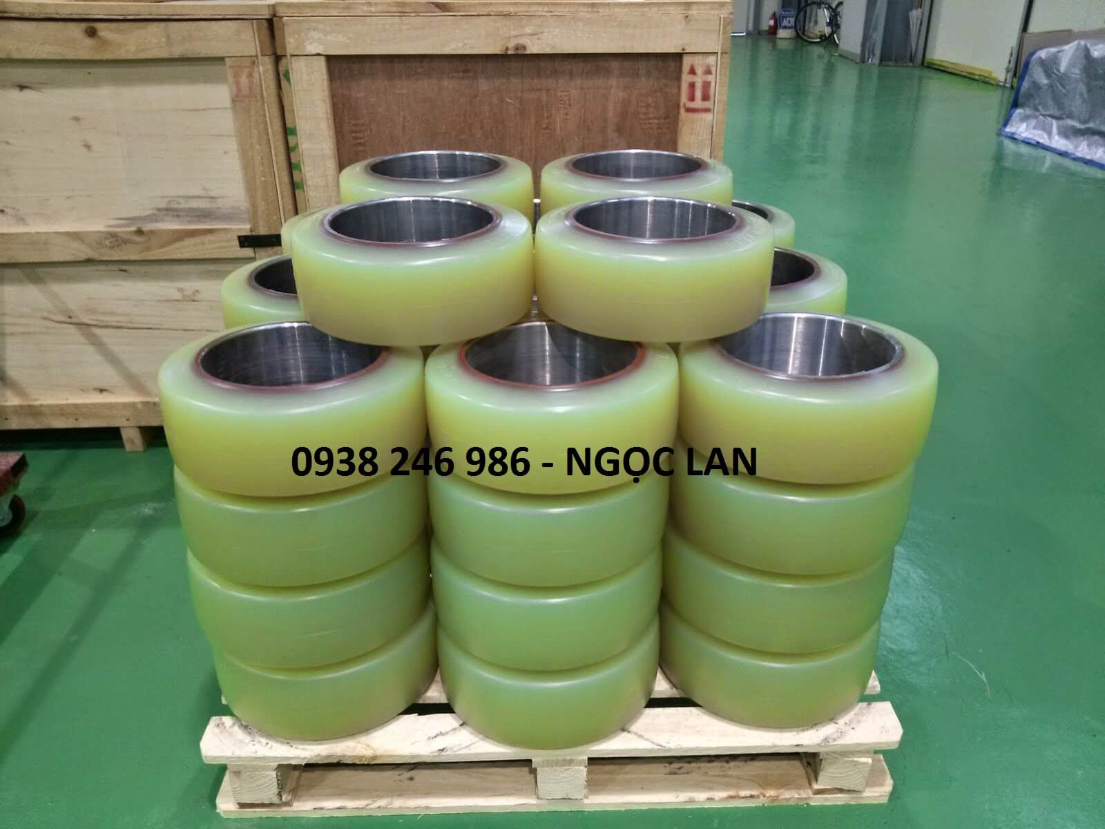 Bánh xe nâng điện