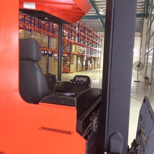 XE NÂNG ĐIỆN BT 1.6 TẤN, ĐỨNG LÁI, KHUNG 7.5M