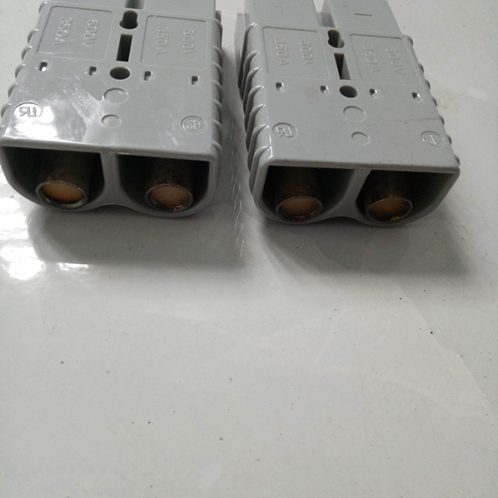 Giấc cấm sạc xe nâng điện