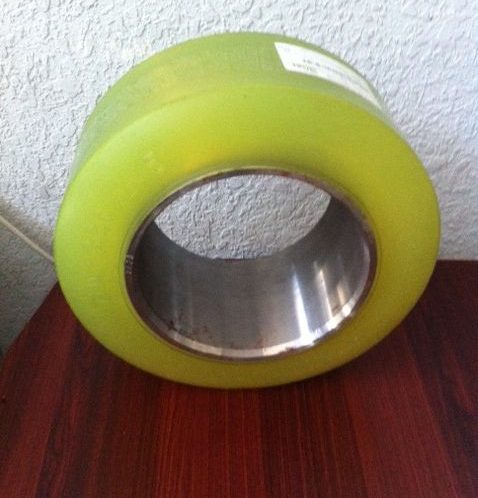 bánh xe nâng điện