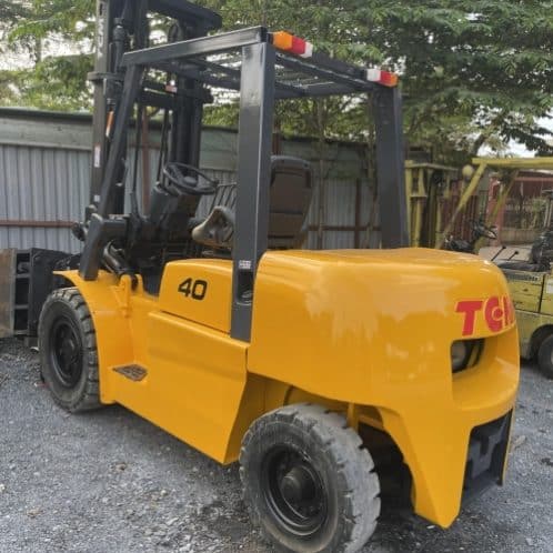 XE NÂNG DẦU TCM 4 TẤN