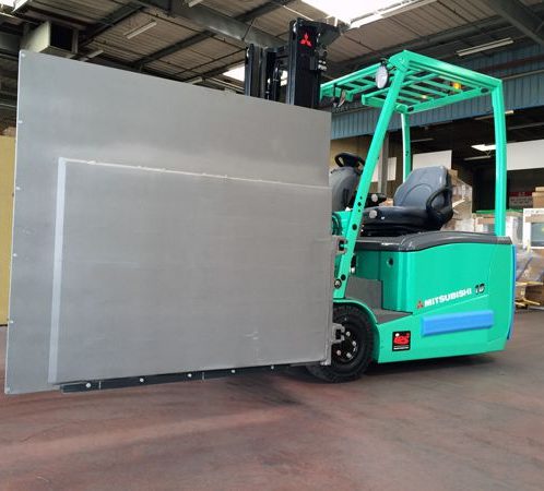 xe nâng mitsubishi kẹp bìa carton kẹp bao