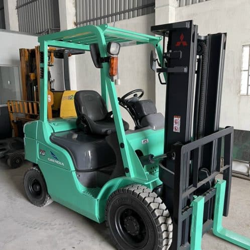 XE NÂNG DẦU MITSUBISHI 2.5 TẤN